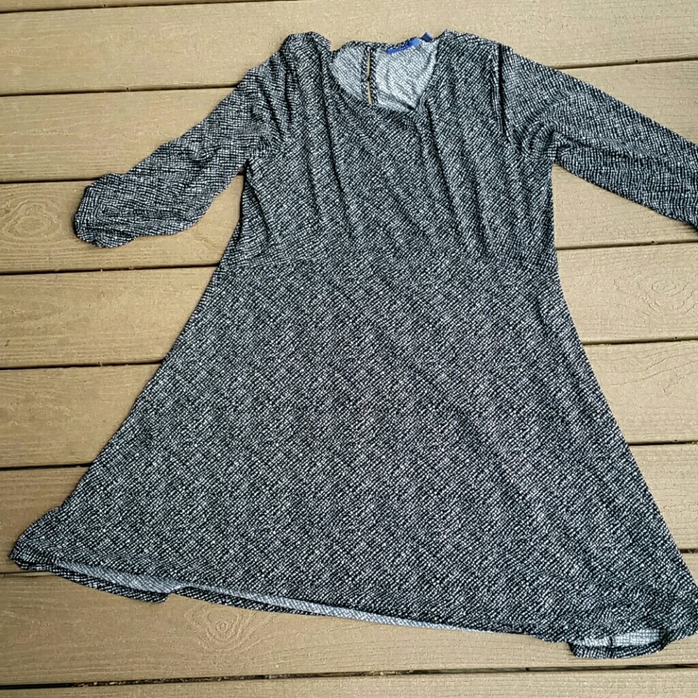 3/4 sleeve midi